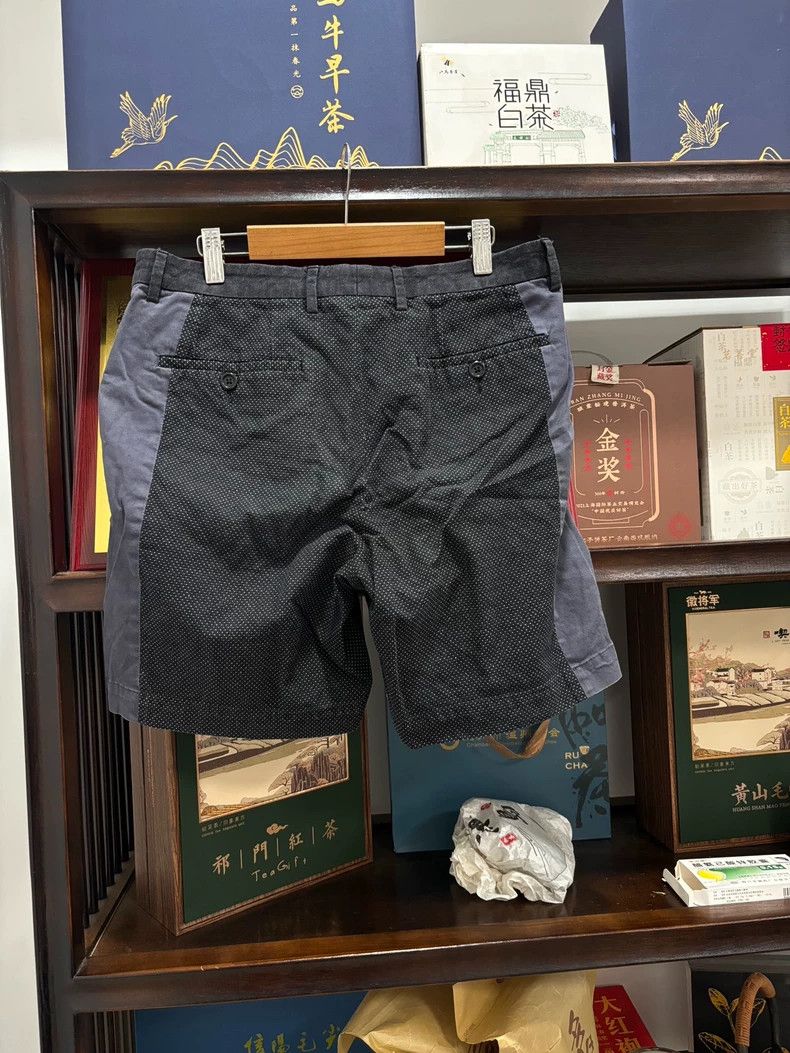 Dolce & Gabbana Dolce&Gabbana Shorts with Light Fading Size US 44 / EU 60 - 2 Thumbnail