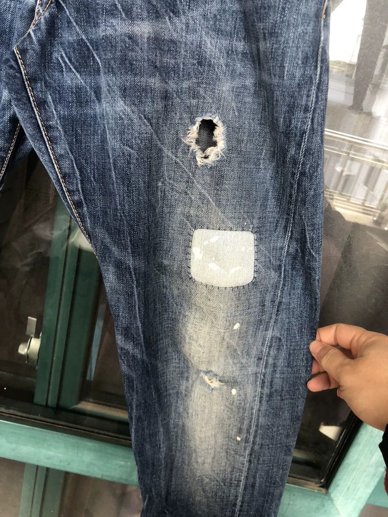 Dsquared2 dsquared2 distressed denim jeans size 48 Size US 44 / EU 60 - 3 Thumbnail