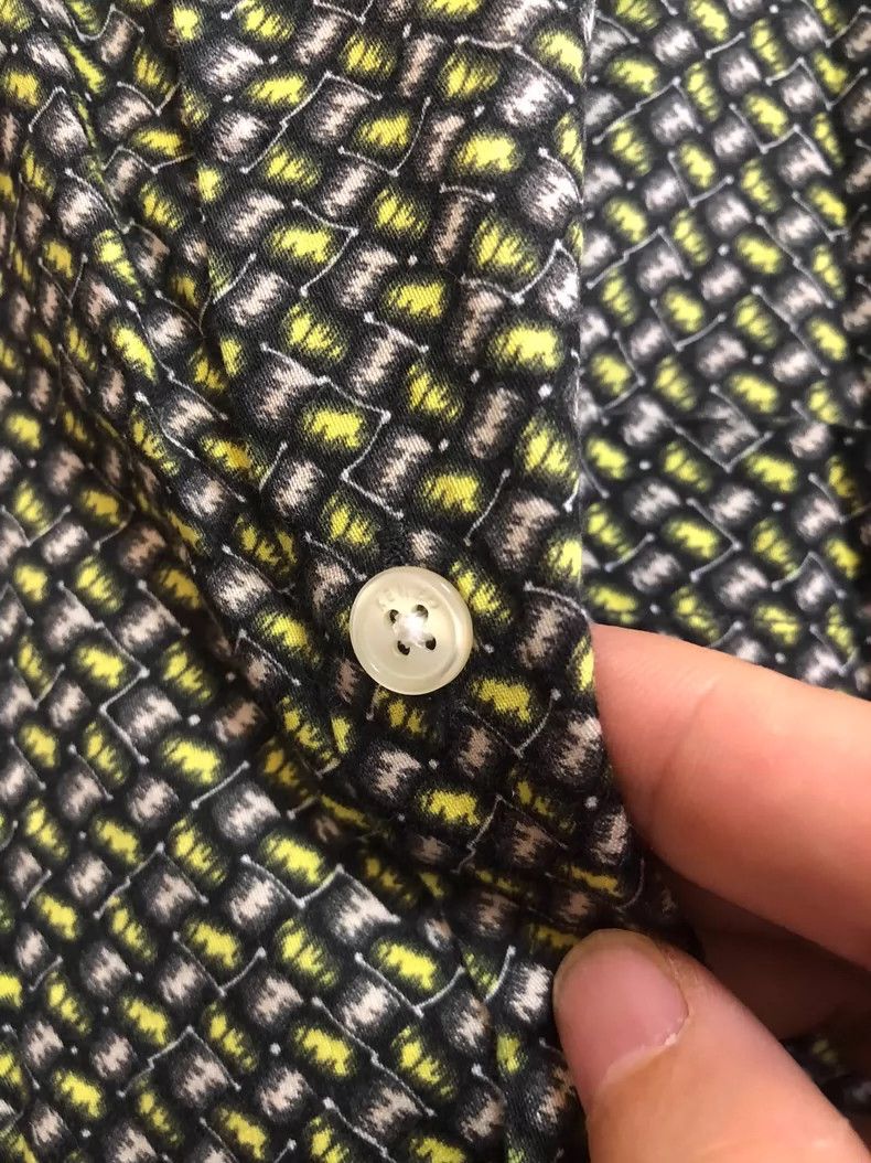 Kenzo Kenzo Short Sleeve Shirt with Unique Pattern Size US M / EU 48-50 / 2 - 3 Thumbnail