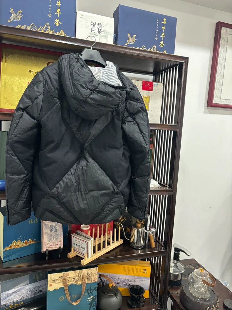 Moncler Moncler TB Collaboration Down Jacket Size US L / EU 52-54 / 3 - 2 Thumbnail