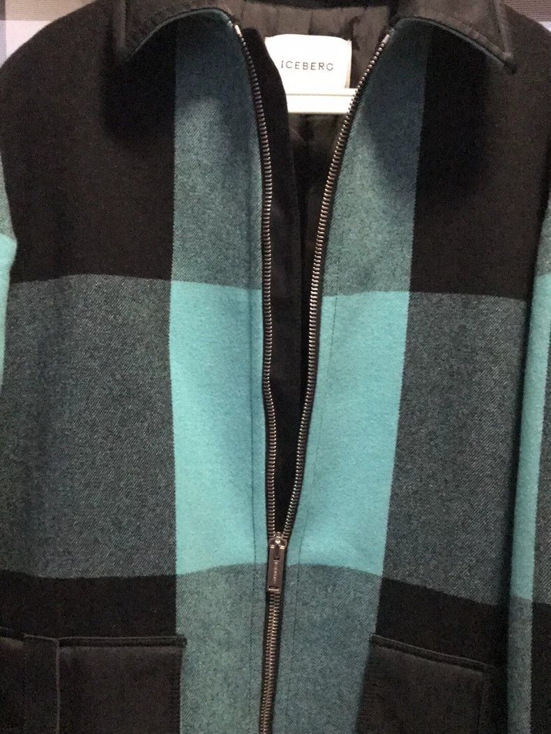 Stylish Iceberg Wool Coat with Unique Design