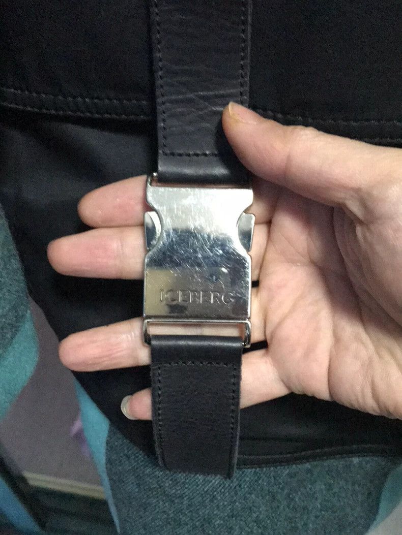 Stylish Iceberg Wool Coat with Unique Design