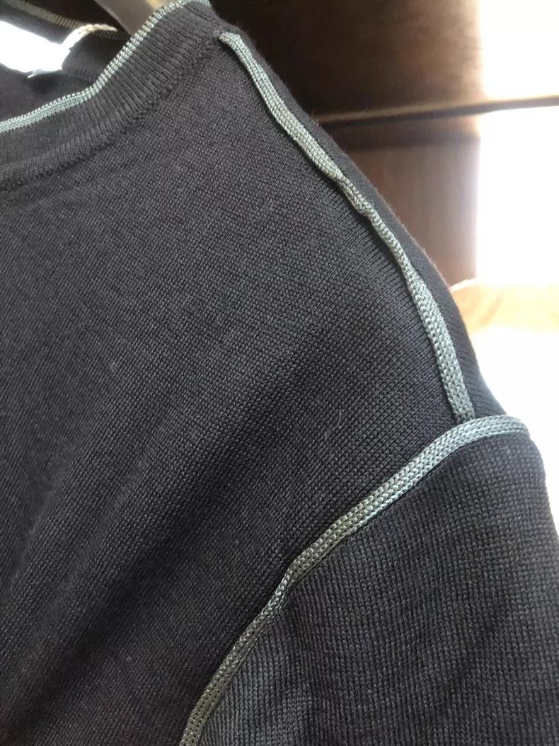 Emporio Armani Black Long Sleeve Wool Sweater Size US L / EU 52-54 / 3 - 4 Thumbnail
