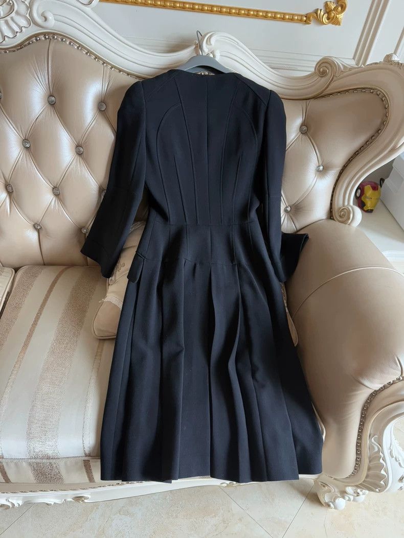 Alexander McQueen Alexander McQueen Long Black Coat Size 38 Size US M / EU 48-50 / 2 - 4 Thumbnail
