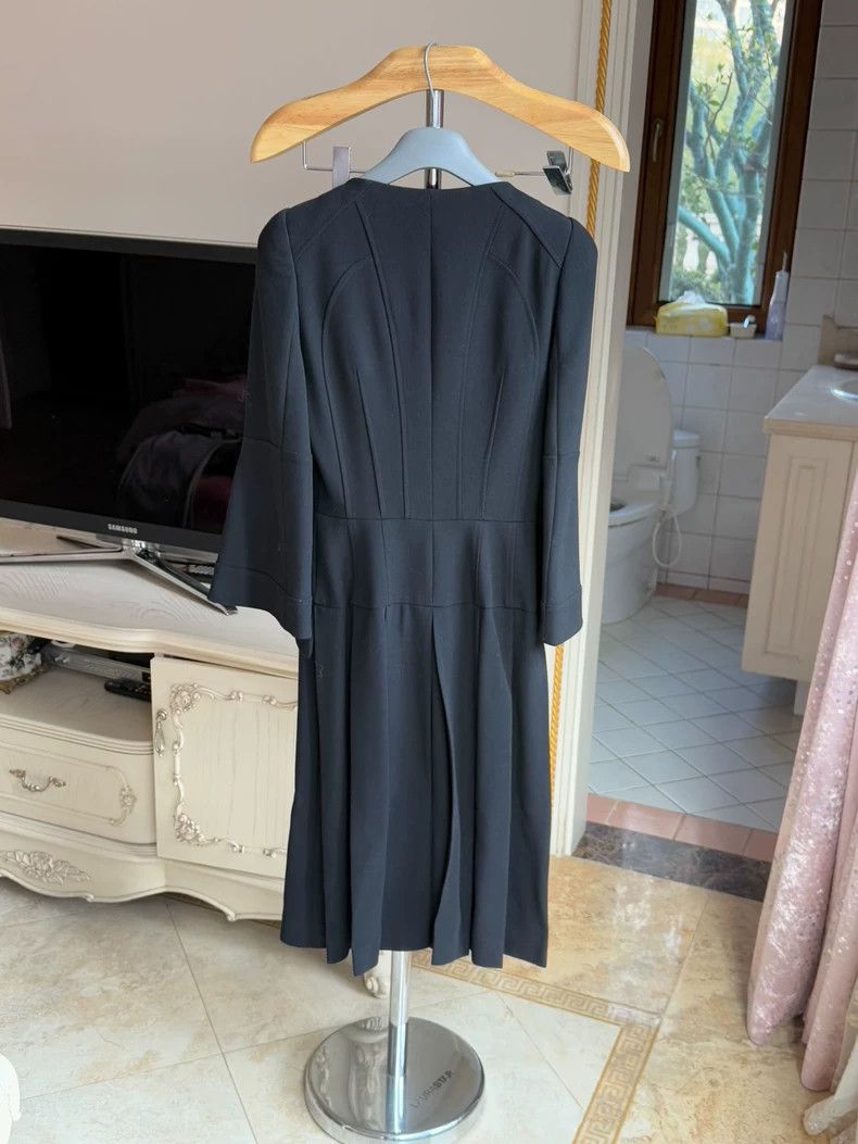 Alexander McQueen Alexander McQueen Long Black Coat Size 38 Size US M / EU 48-50 / 2 - 2 Thumbnail