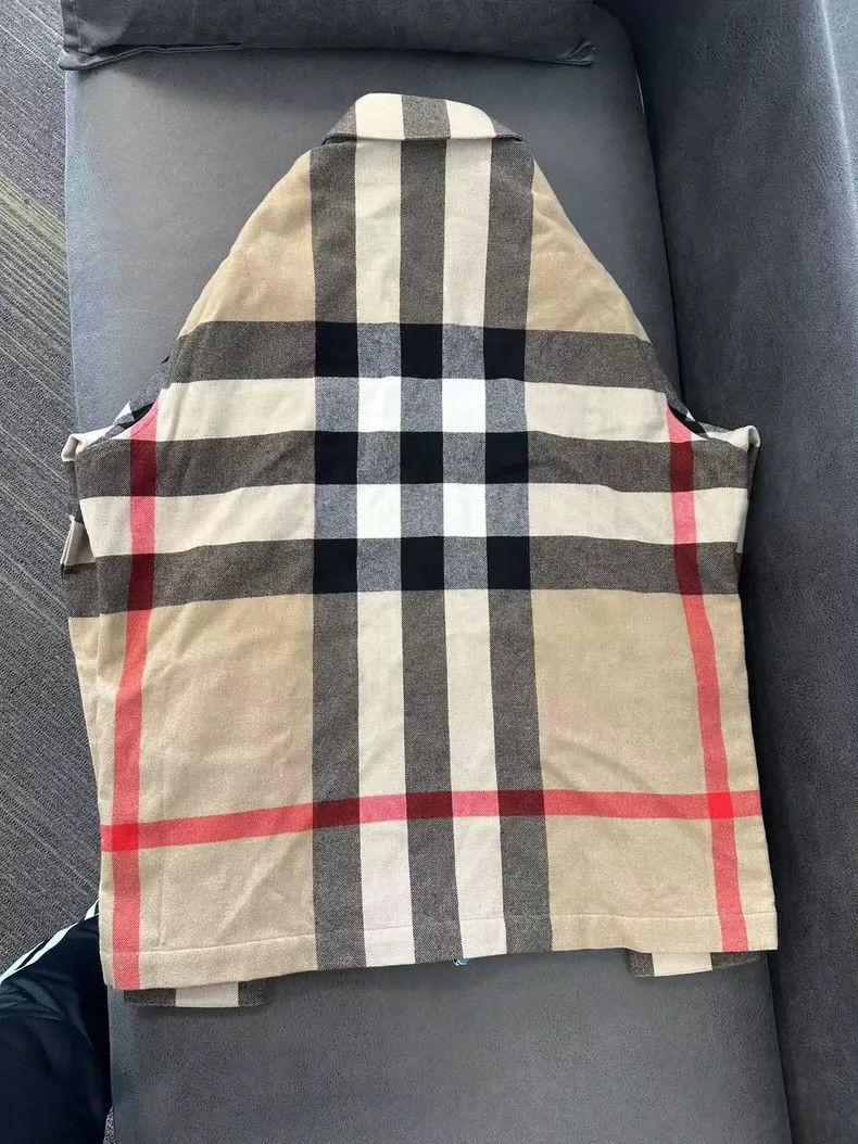 Burberry Burberry Classic Check Jacket in Khaki Size US XL / EU 56 / 4 - 2 Thumbnail