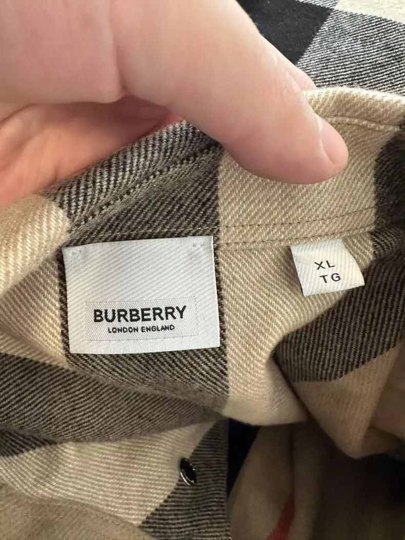 Burberry Burberry Classic Check Jacket in Khaki Size US XL / EU 56 / 4 - 3 Thumbnail