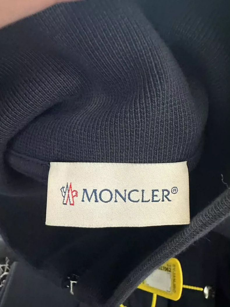 Moncler Moncler Men's Zip Jacket with Stripe Detail Size US S / EU 44-46 / 1 - 4 Thumbnail