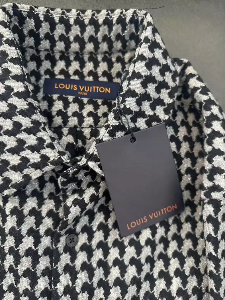 Louis Vuitton Louis Vuitton Houndstooth Long Sleeve Shirt Size US L / EU 52-54 / 3 - 6 Thumbnail