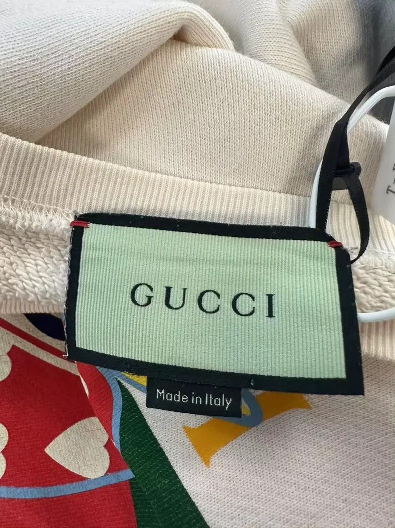 Gucci Gucci Heart Apple Logo Sweatshirt in XS Size US XS / EU 42 / 0 - 4 Thumbnail