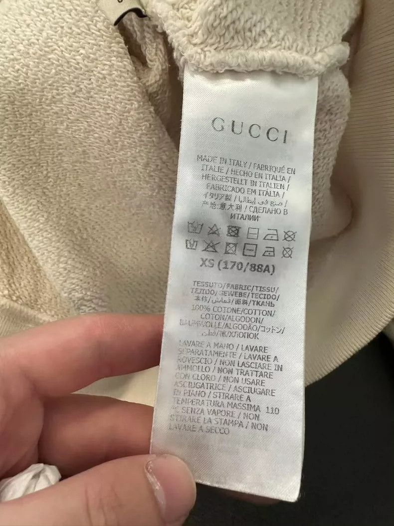 Gucci Gucci Heart Apple Logo Sweatshirt in XS Size US XS / EU 42 / 0 - 3 Thumbnail