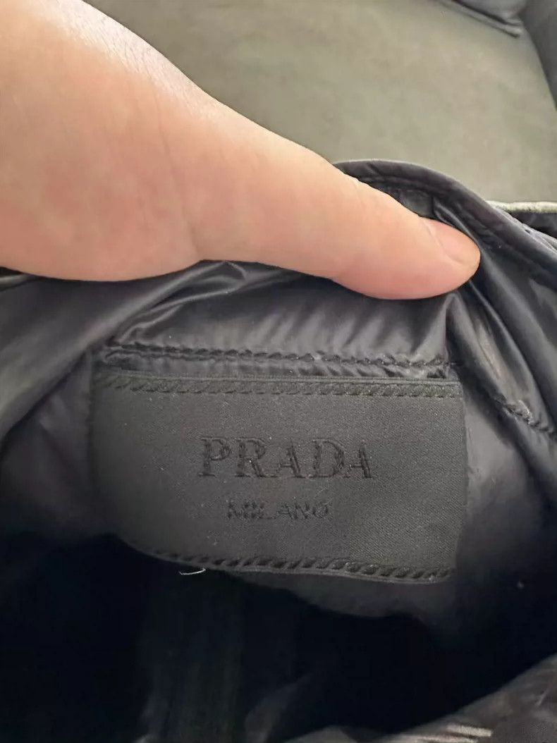 Prada Prada Lightweight Down Jacket with Hood Size US L / EU 52-54 / 3 - 5 Thumbnail