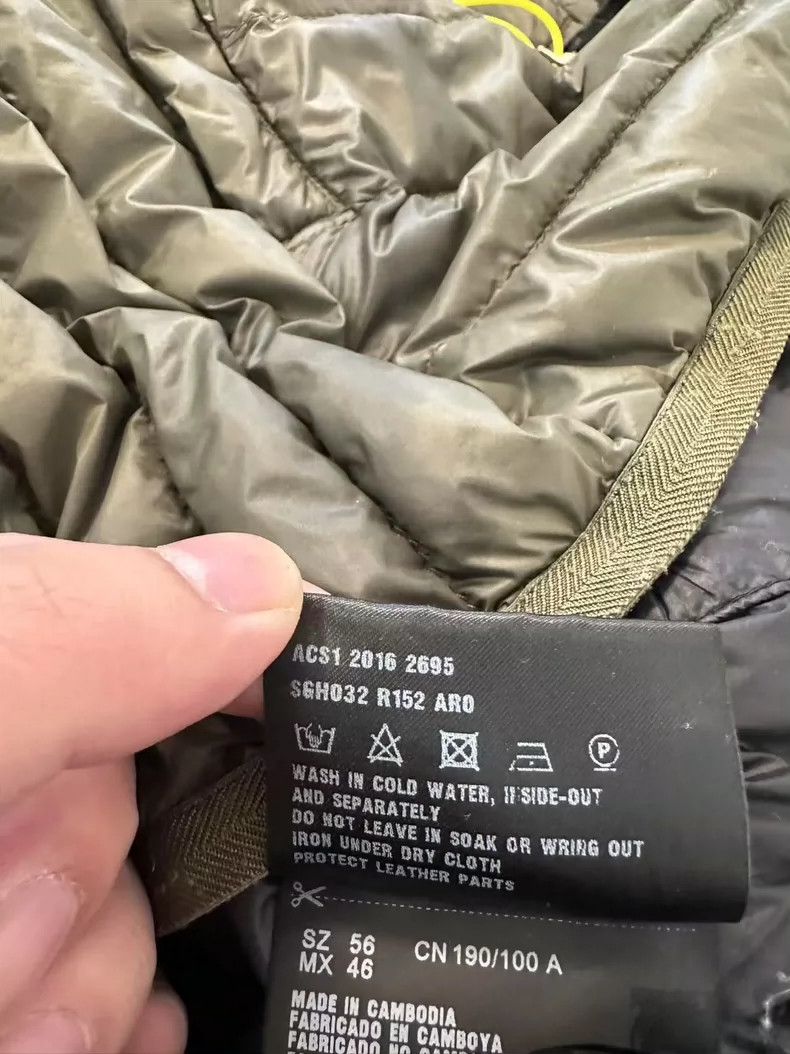Prada Prada Lightweight Down Jacket with Hood Size US L / EU 52-54 / 3 - 4 Thumbnail