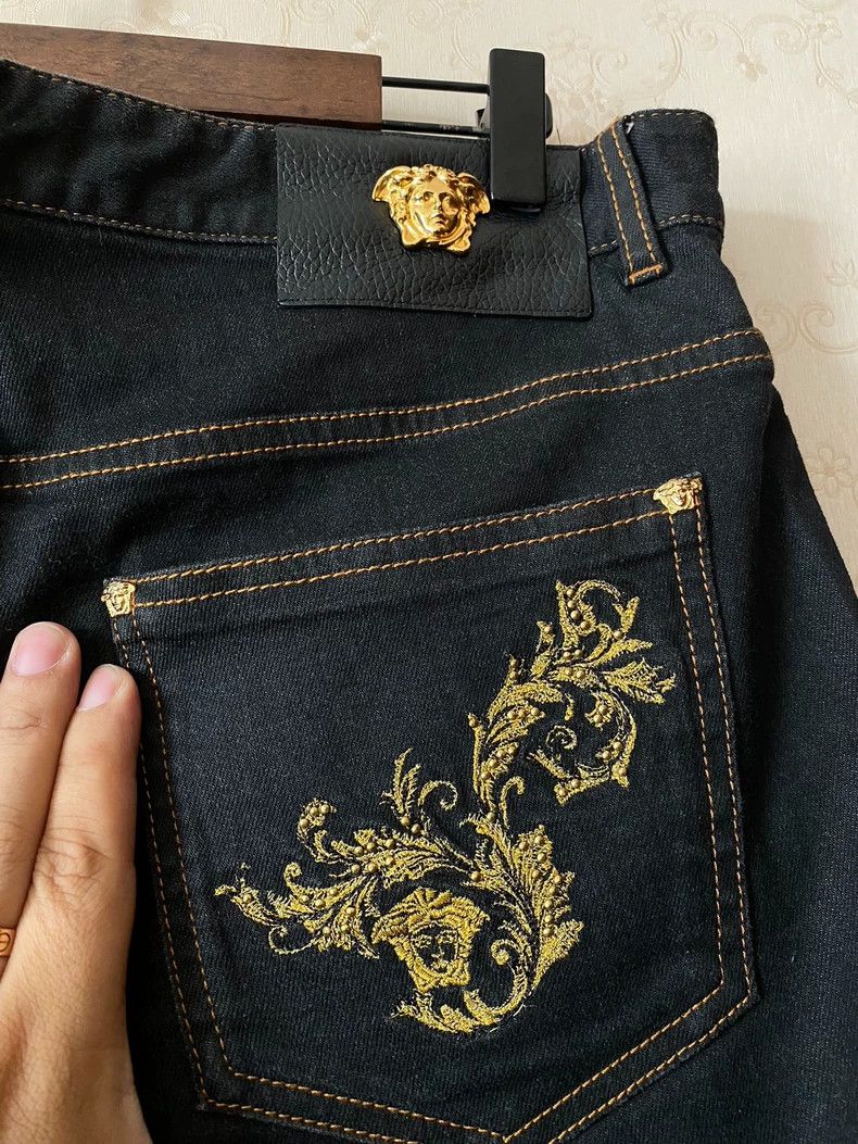 Versace Designer Men's Denim Pants with Embroidery Size US 34 / EU 50 - 2 Thumbnail