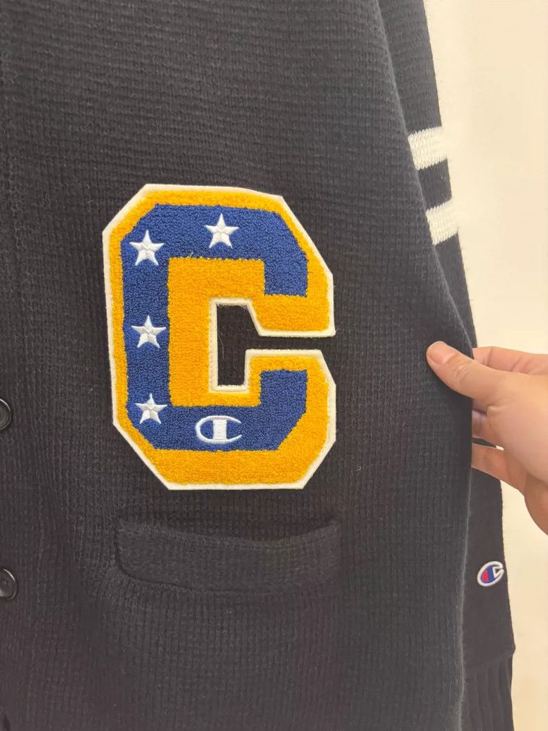 Japanese Brand Champion Wool Blend Cardigan with Embroidery Size US L / EU 52-54 / 3 - 5 Thumbnail