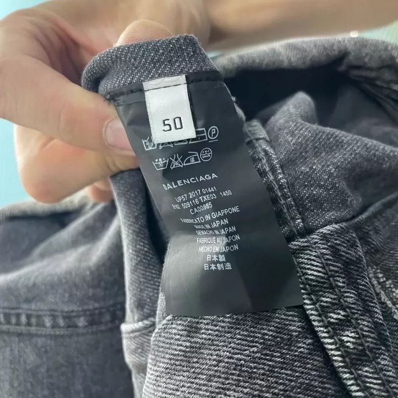 Balenciaga Balenciaga Logo Denim Jacket for Men-yf Size US L / EU 52-54 / 3 - 3 Thumbnail