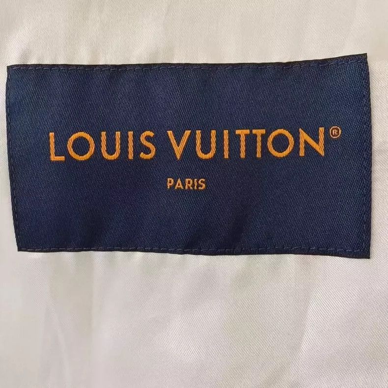 Louis Vuitton Louis Vuitton Logo Patch Leather Jacket-yf Size US L / EU 52-54 / 3 - 3 Thumbnail