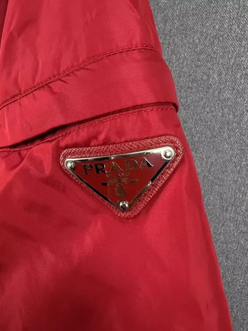 Prada PRADA Red Triangular Logo Windbreaker Jacket-yf Size US M / EU 48-50 / 2 - 3 Thumbnail