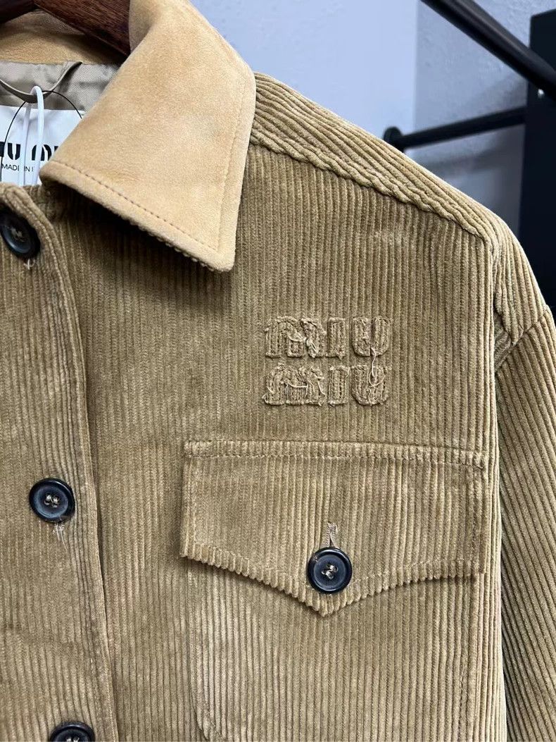 Miu Miu Miumiu Short Corduroy Jacket Brand New-yf Size US S / EU 44-46 / 1 - 3 Thumbnail