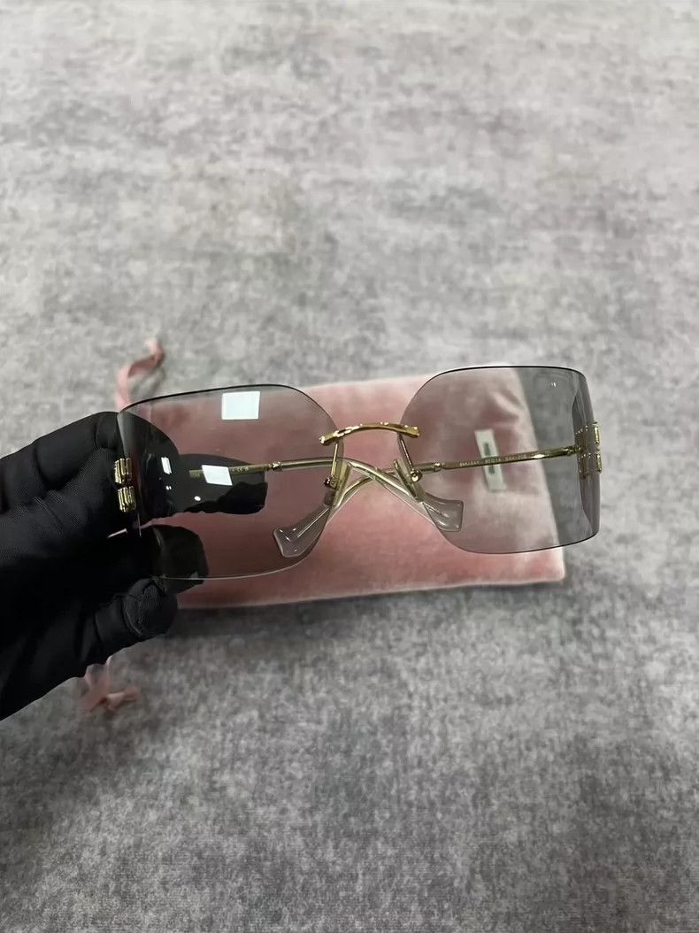 Miu Miu Miumiu Sunglasses with Velvet Case-yf Size ONE SIZE - 2 Thumbnail