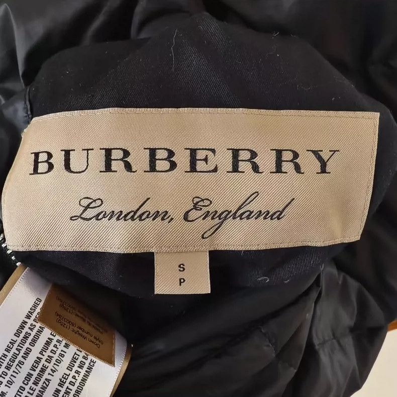 Burberry Burberry Plaid Reversible Long Sleeve Jacket-yf Size US S / EU 44-46 / 1 - 5 Thumbnail