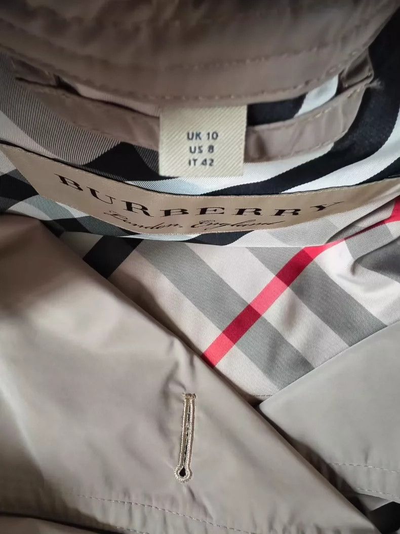 Burberry Burberry Double-Breasted Khaki Trench Coat-yf Size US M / EU 48-50 / 2 - 4 Thumbnail