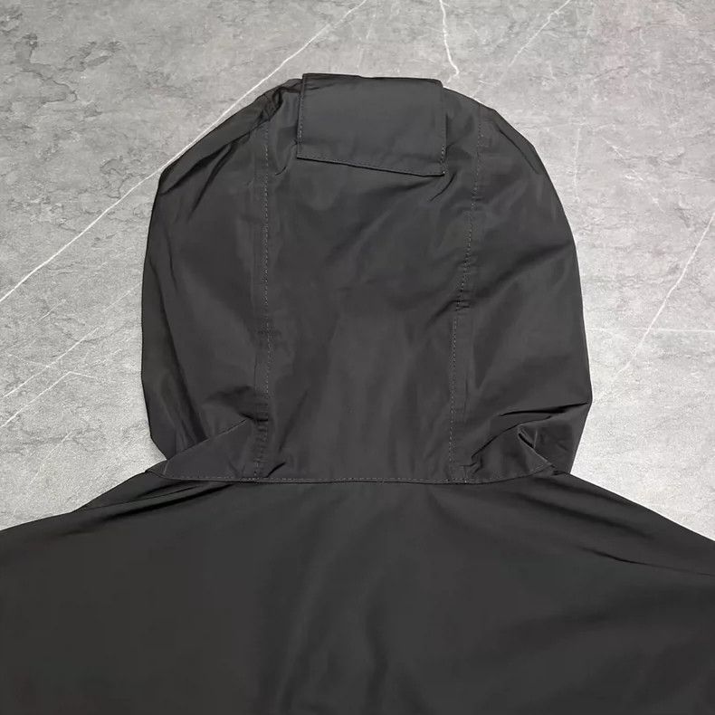 Burberry Burberry Black and White Jacket with Hood-yf Size US M / EU 48-50 / 2 - 5 Thumbnail
