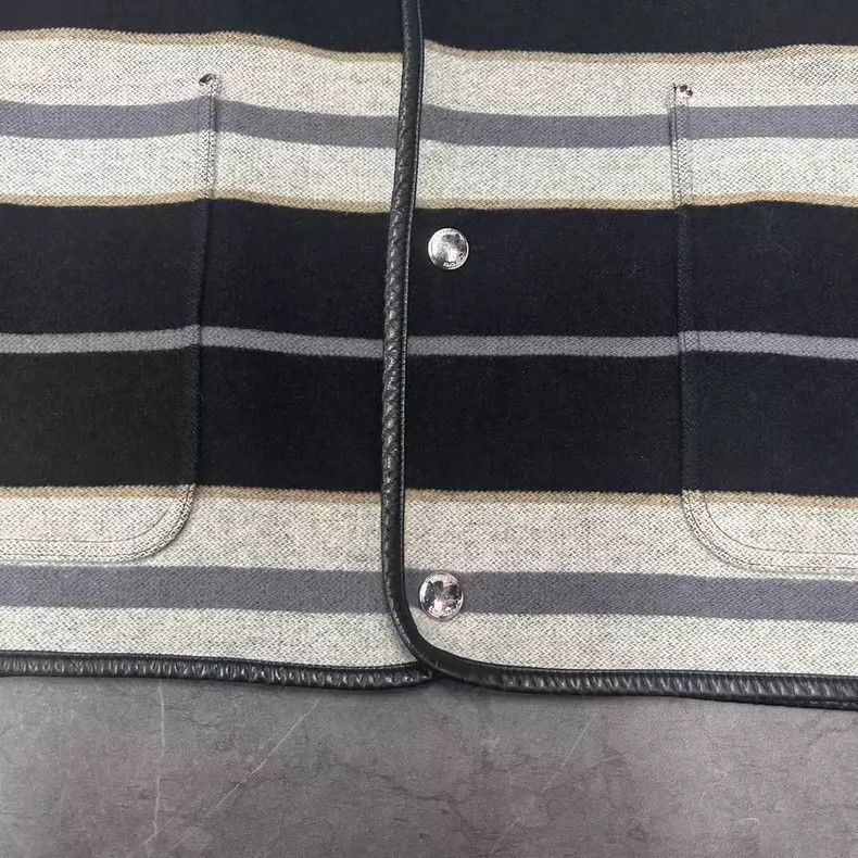 Burberry Burberry Black and White Striped Coat-yf Size US M / EU 48-50 / 2 - 3 Thumbnail