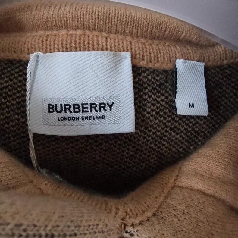 Burberry Burberry Logo Pattern Loose Hooded Sweater-yf Size US M / EU 48-50 / 2 - 3 Thumbnail