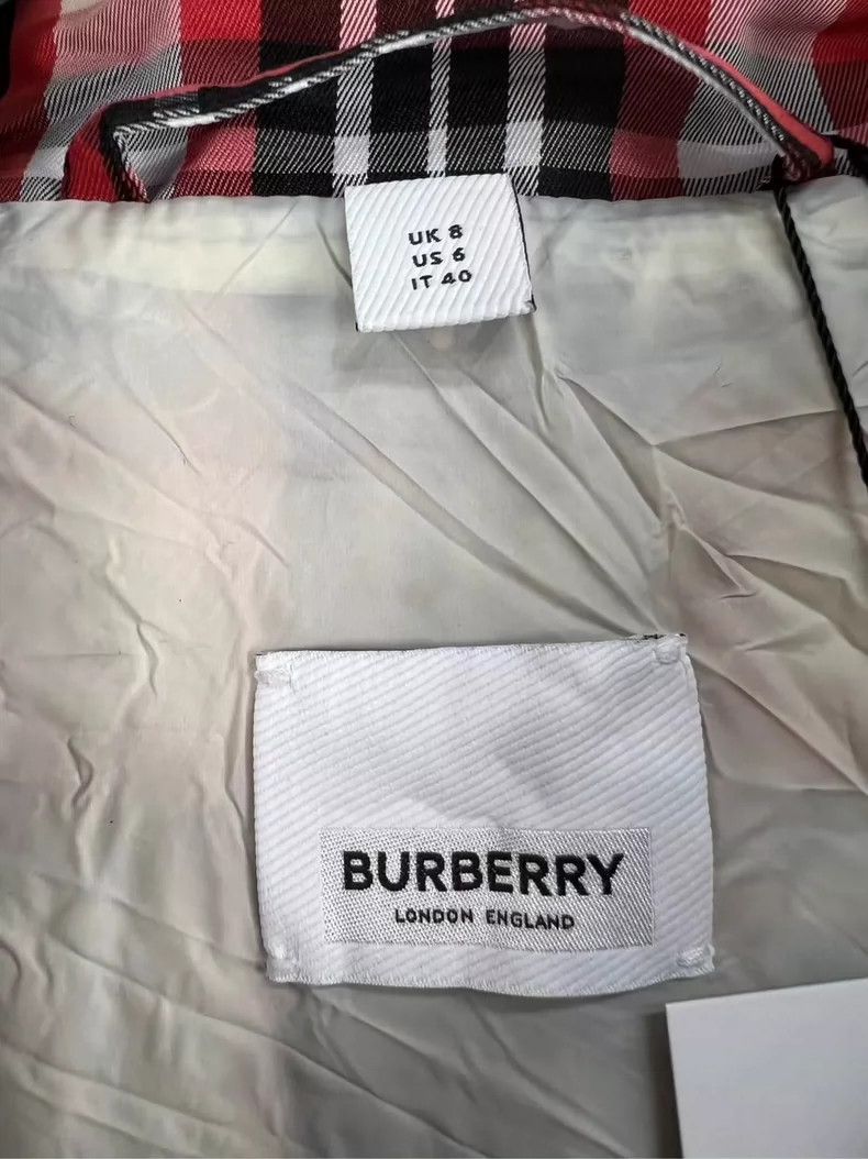 Burberry Burberry Plaid Logo Hooded Jacket-yf Size US S / EU 44-46 / 1 - 4 Thumbnail
