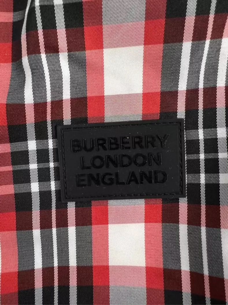 Burberry Burberry Plaid Logo Hooded Jacket-yf Size US S / EU 44-46 / 1 - 3 Thumbnail