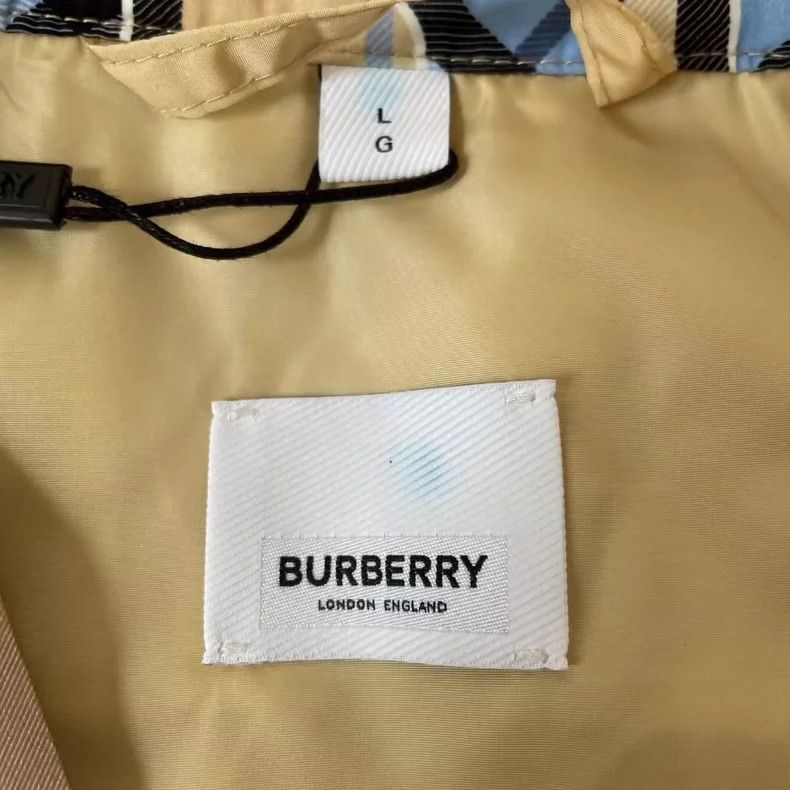 Burberry Burberry Plaid Print Windbreaker Jacket L Size-yf Size US L / EU 52-54 / 3 - 2 Thumbnail