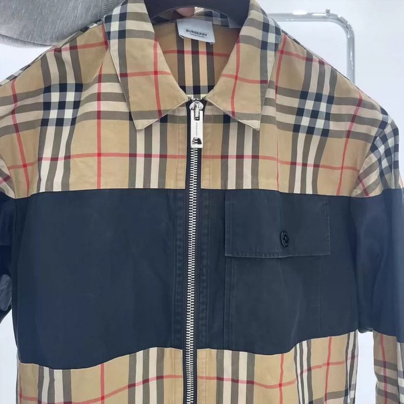 Burberry Burberry Check Zip Classic Jacket Medium Size-yf Size US M / EU 48-50 / 2 - 3 Thumbnail