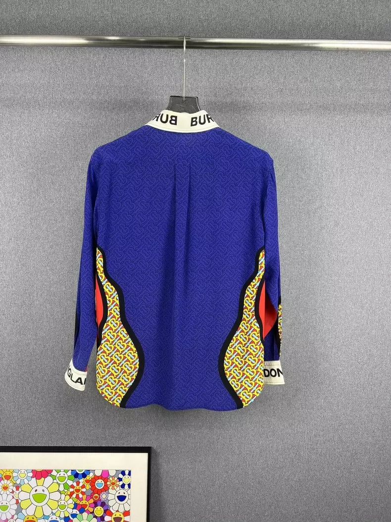 Burberry Burberry Logo Silk Shirt with Horses-yf Size US S / EU 44-46 / 1 - 2 Thumbnail