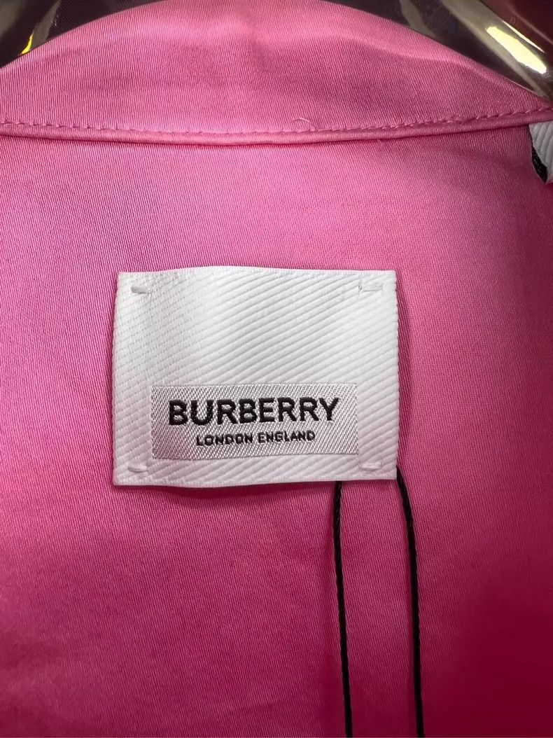 Burberry Burberry Pink Short Sleeve Shirt with Badges-yf Size US M / EU 48-50 / 2 - 3 Thumbnail