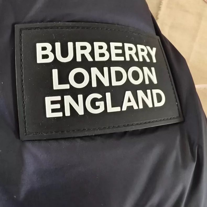 Burberry Burberry Removable Sleeve Long Sleeve Down Jacket-yf Size US L / EU 52-54 / 3 - 7 Thumbnail