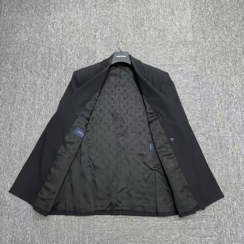 Louis Vuitton Louis Vuitton Gold Button Wool Blazer-yf Size US M / EU 48-50 / 2 - 2 Thumbnail