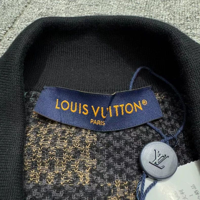 Louis Vuitton Louis Vuitton Colorful Short Sleeve Shirt-yf Size US S / EU 44-46 / 1 - 3 Thumbnail
