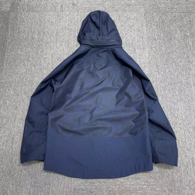 Louis Vuitton Louis Vuitton Cup Checkered Parka Coat-yf Size US L / EU 52-54 / 3 - 4 Thumbnail