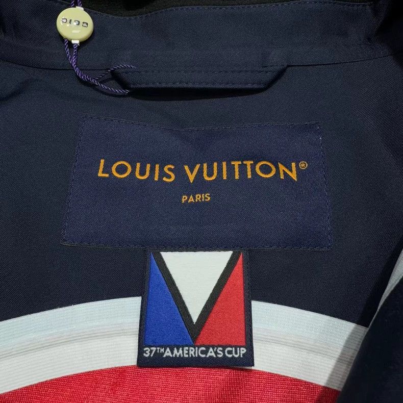 Louis Vuitton Louis Vuitton Cup Checkered Parka Coat-yf Size US L / EU 52-54 / 3 - 5 Thumbnail