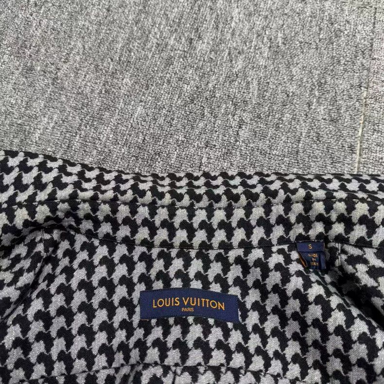 Louis Vuitton Louis Vuitton Houndstooth Long Sleeve Shirt-yf Size US S / EU 44-46 / 1 - 3 Thumbnail