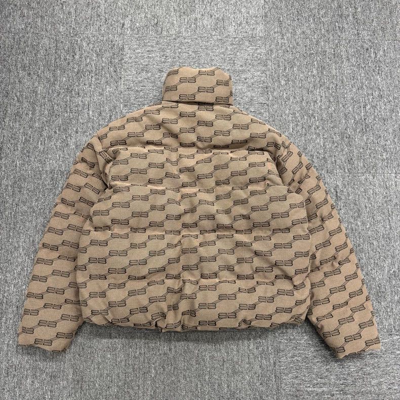 Balenciaga Balenciaga All Over Print Down Jacket-yf Size US L / EU 52-54 / 3 - 2 Thumbnail