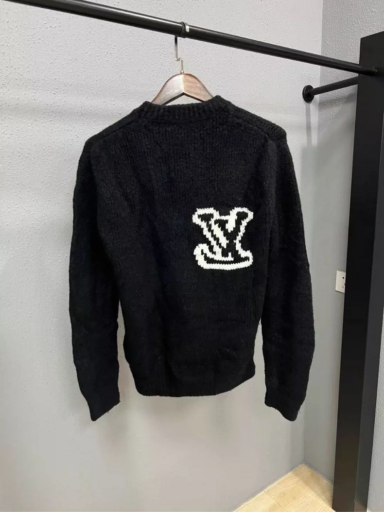 Louis Vuitton LV Black Logo Sweater Size S Brand New-yf Size US S / EU 44-46 / 1 - 2 Thumbnail