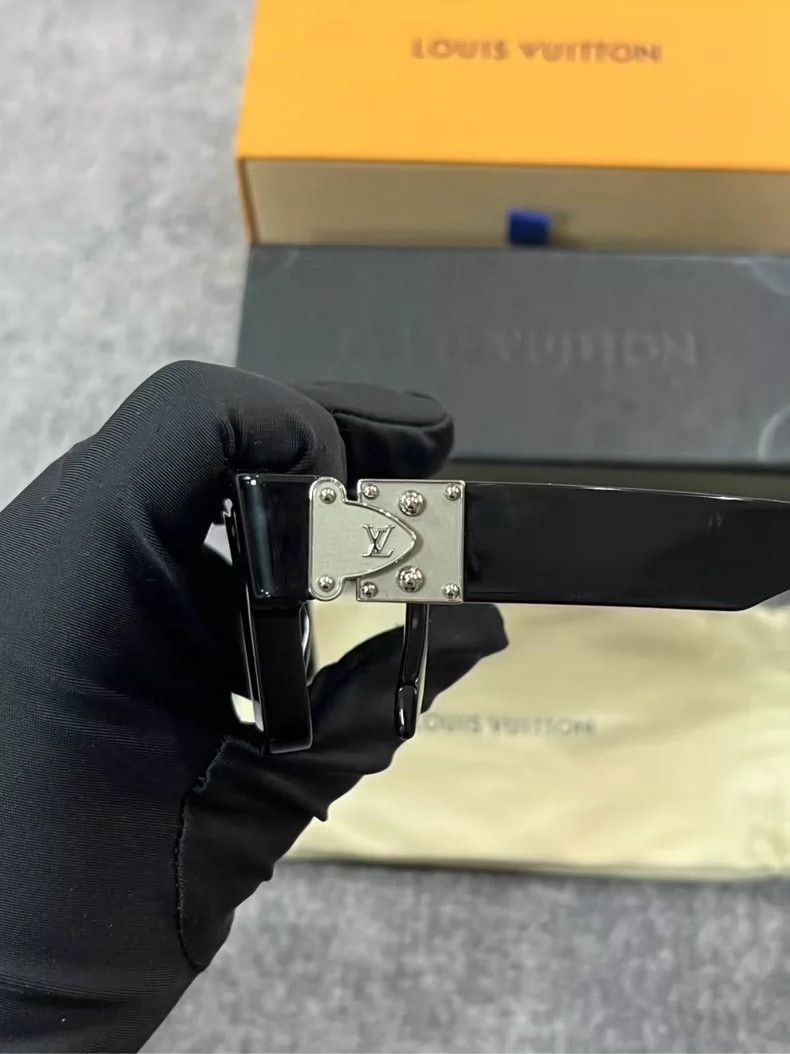 Louis Vuitton Louis Vuitton Black Silver Sunglasses-yf Size ONE SIZE - 4 Thumbnail