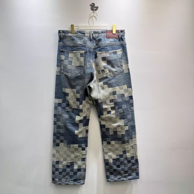 Louis Vuitton Louis Vuitton Mosaic Logo Denim Pants-yf Size US 34 / EU 50 - 3 Thumbnail