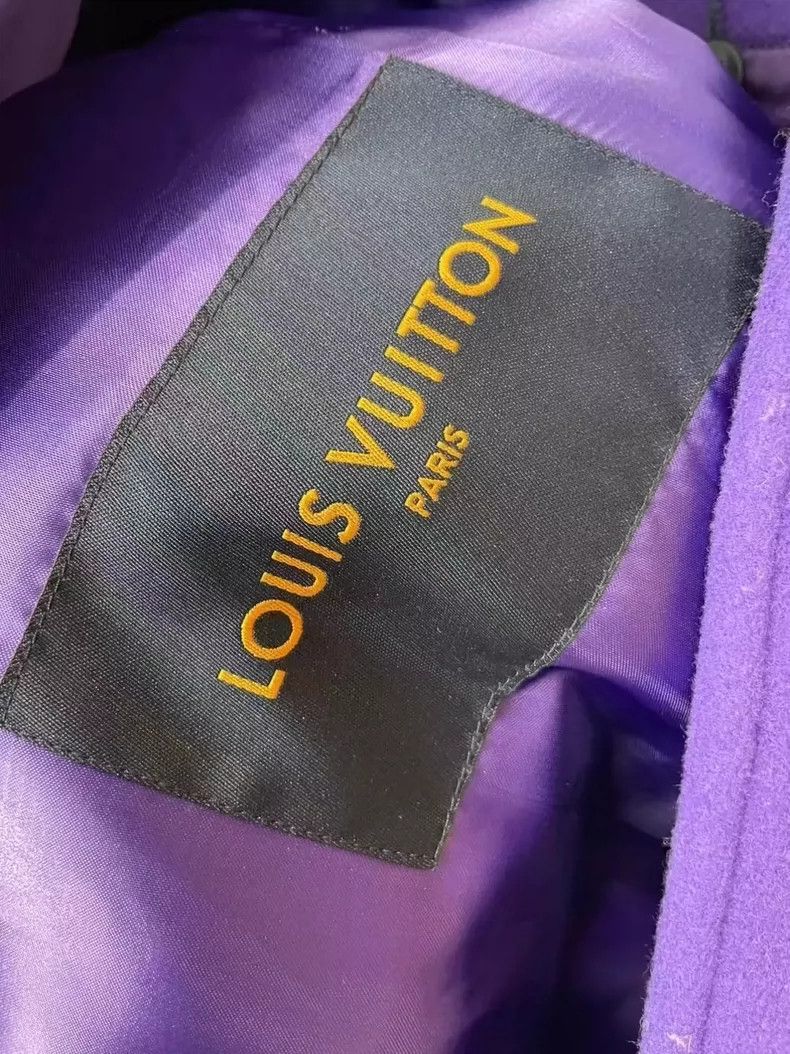 Louis Vuitton Louis Vuitton Cartoon Baseball Jacket with Tags-yf Size US L / EU 52-54 / 3 - 7 Thumbnail