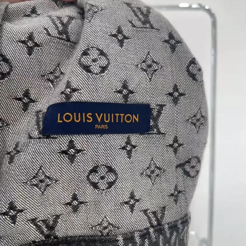 Louis Vuitton Louis Vuitton Black Logo Denim Jacket-yf Size US L / EU 52-54 / 3 - 5 Thumbnail