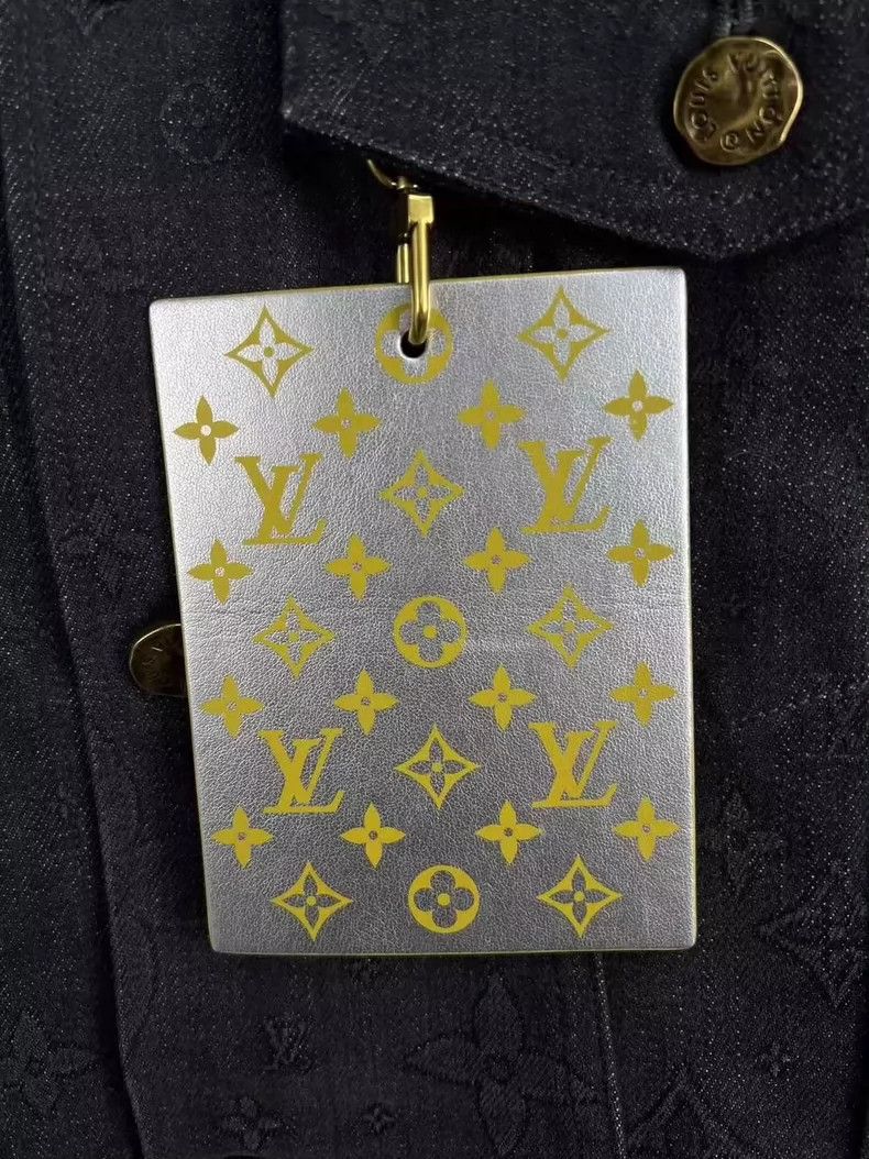 Louis Vuitton Louis Vuitton Logo Denim Jacket with Tags-yf Size US L / EU 52-54 / 3 - 4 Thumbnail