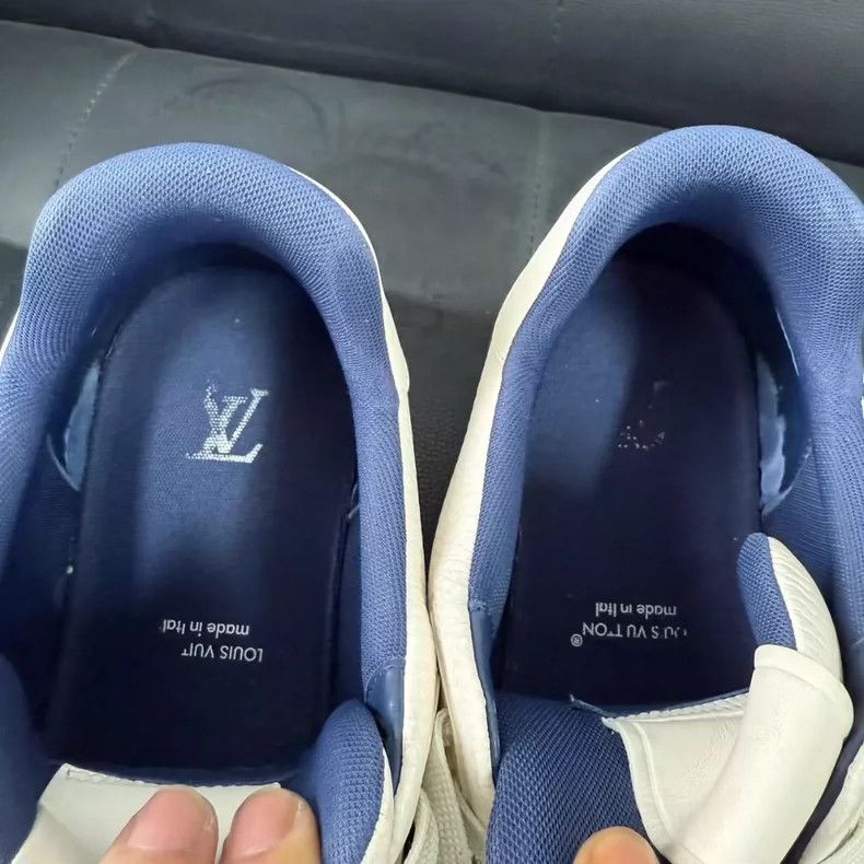 Louis Vuitton Louis Vuitton Low Top Sneakers White Navy Blue-yf Size US 10.5 / EU 43-44 - 4 Thumbnail