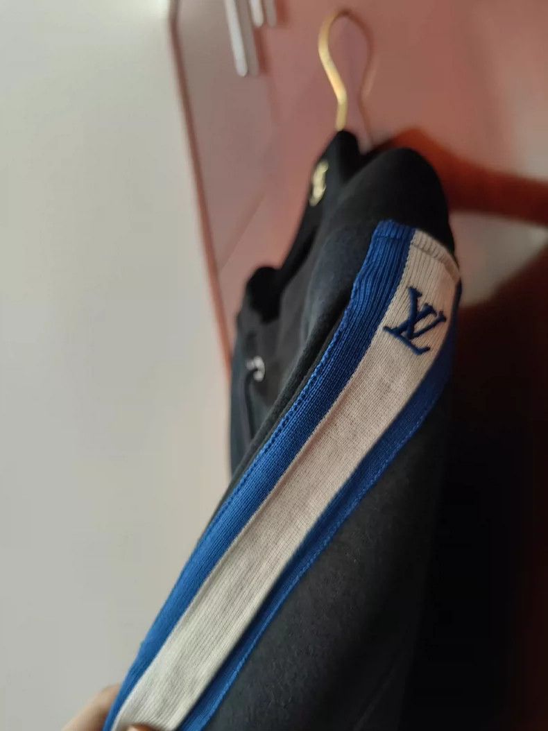 Louis Vuitton LV Logo Sports Pants Size L for Sale-yf Size US 42 / EU 58 - 2 Thumbnail